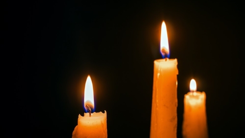 candles lighting