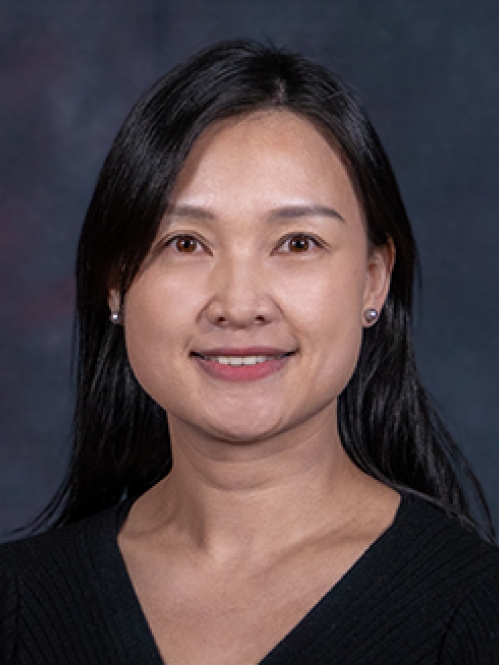 shuman amanda wen headshot