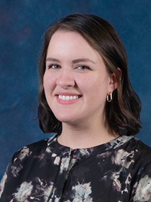 stephanie acuna headshot