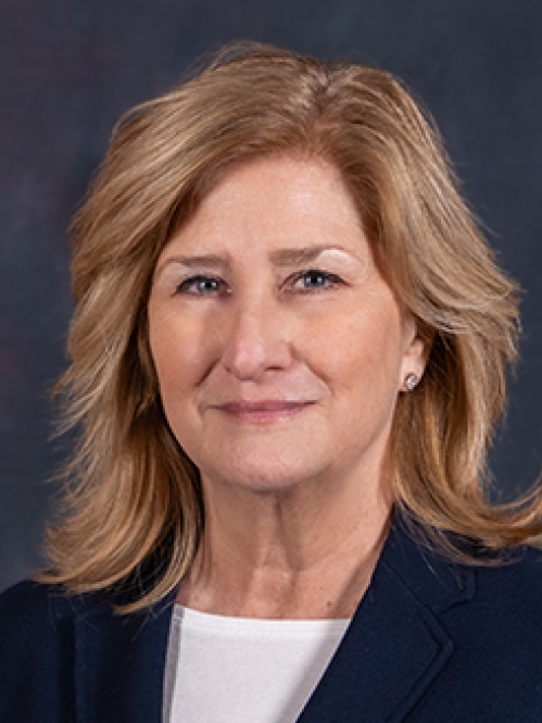 vicki downling headshot
