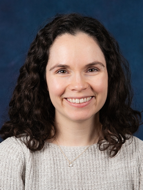 Elizabeth Schauer_Headshot