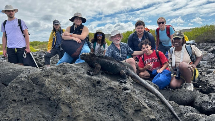 gALAPAGOS